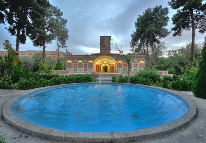 Moshir Al-Mamalek Garden Hotel Yazd